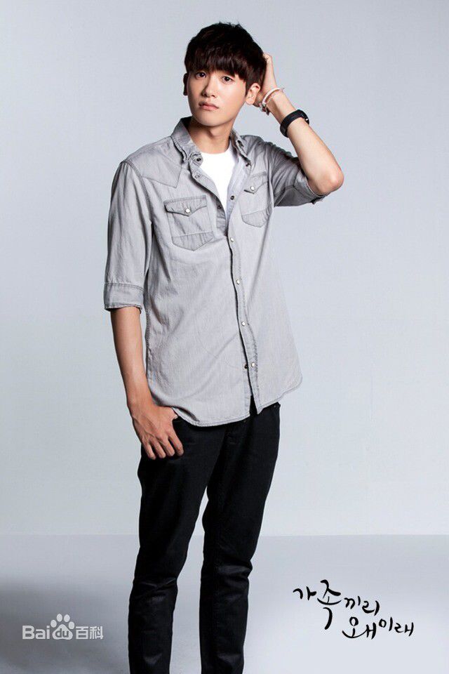 http://www.119127.cn/pics/star/pic/7481011664a91d40b8c897be40870956.jpg