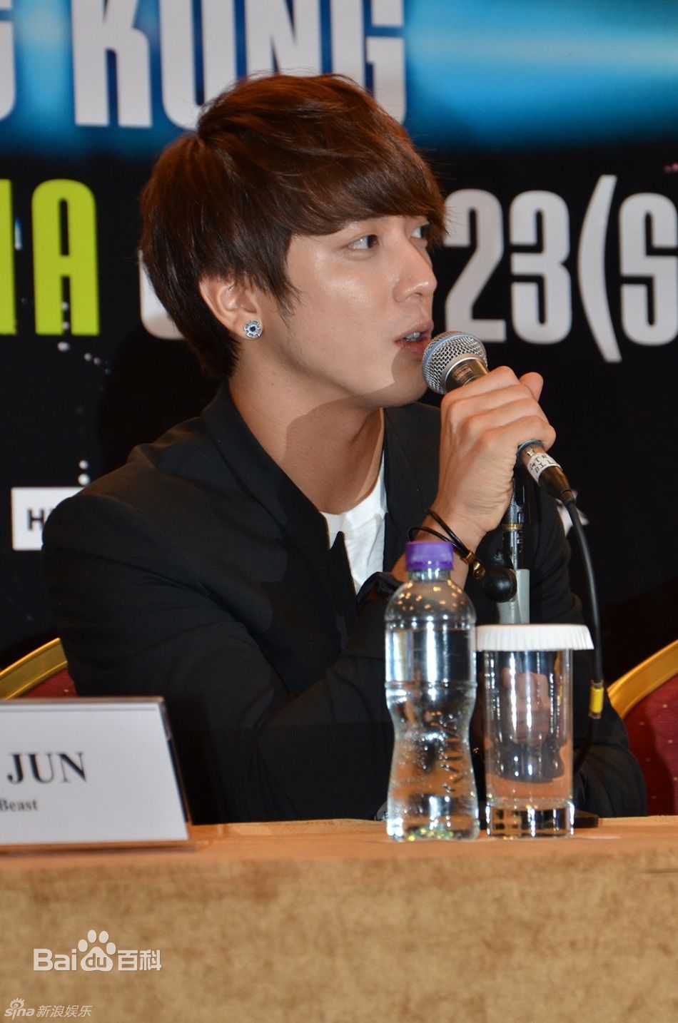 http://www.119127.cn/pics/star/pic/75a07d1c9b9730eded07f981b529ebb1.jpg