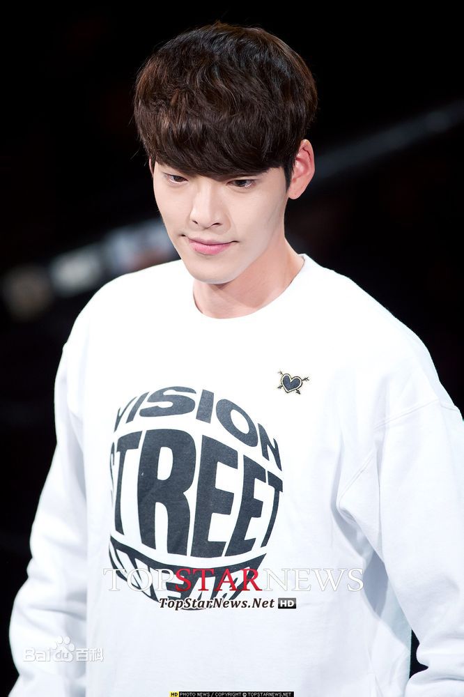 http://www.119127.cn/pics/star/pic/76b546b79c110aeed71fb59e778750e0.jpg