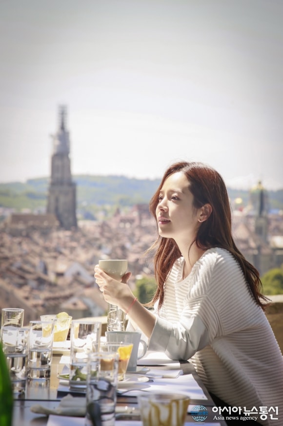 http://www.119127.cn/pics/star/pic/78fe3b41804b27fa4ab6cdc98b814e7f.jpg