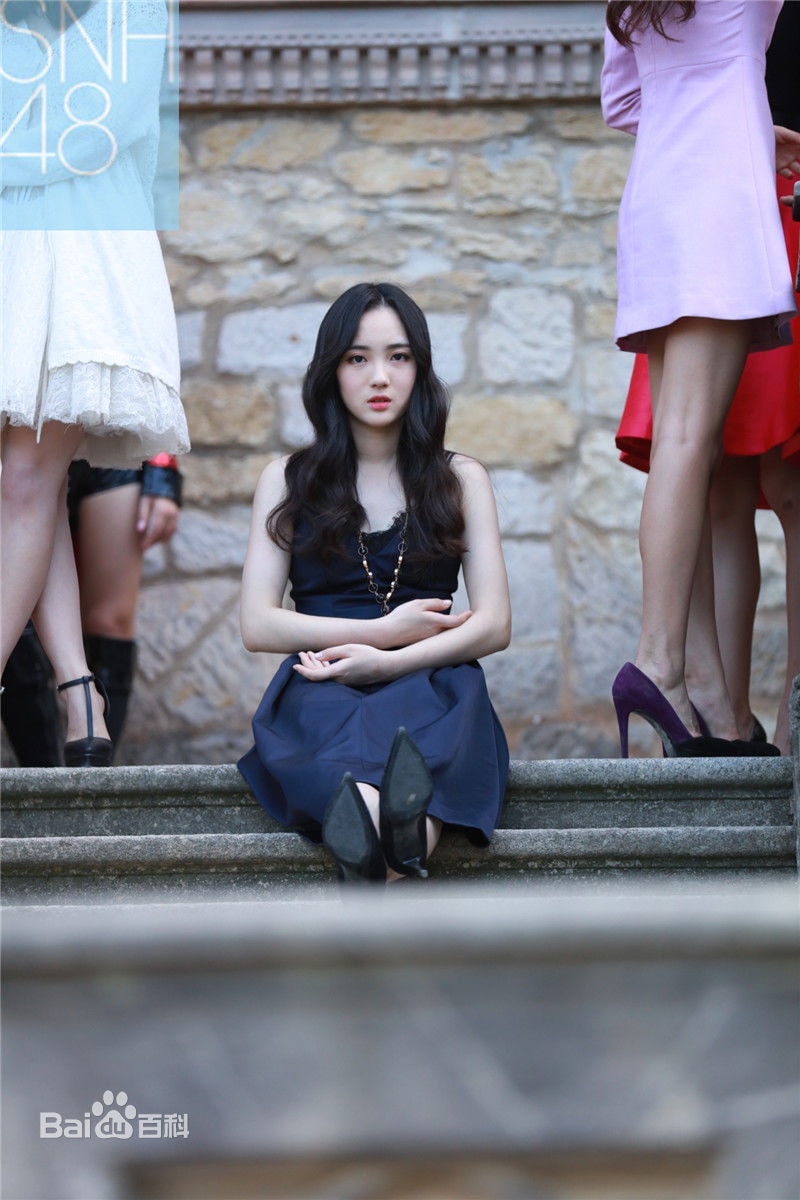 http://www.119127.cn/pics/star/pic/7a5d263f7568895888431676f5981467.jpg