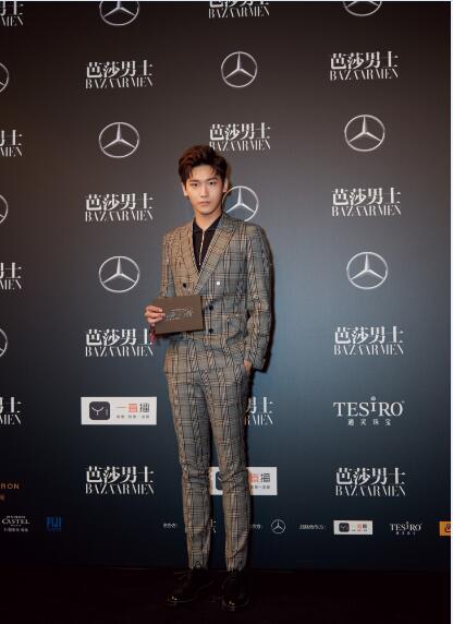 http://www.119127.cn/pics/star/pic/7bc8/8f1e71e3578e33bc8646aca5b183.jpg