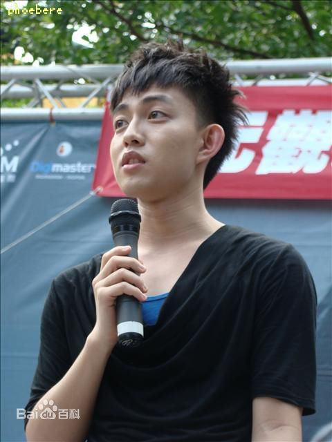 http://www.119127.cn/pics/star/pic/7c367159a042227db838fee4a4786da5.jpg