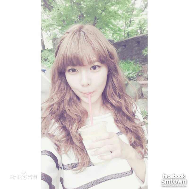 http://www.119127.cn/pics/star/pic/7c800200a5a4fe4bea1983562933abc4.jpg