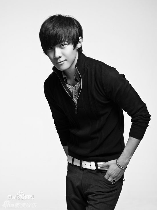 http://www.119127.cn/pics/star/pic/7ccf485f7085b0628c35404c6d5e3782.jpg