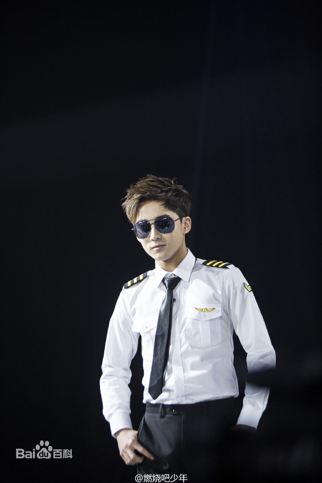 http://www.119127.cn/pics/star/pic/7d7fe95704e10d9428df892582f8ca6a.jpg