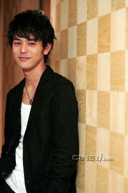 http://www.119127.cn/pics/star/pic/7e6a/291f96fc003803587ec272a945b9.jpg