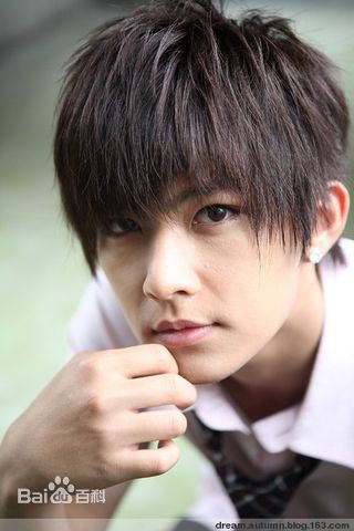 http://www.119127.cn/pics/star/pic/7e6c335d0cdb21edfd71d1cd50ef2ad1.jpg