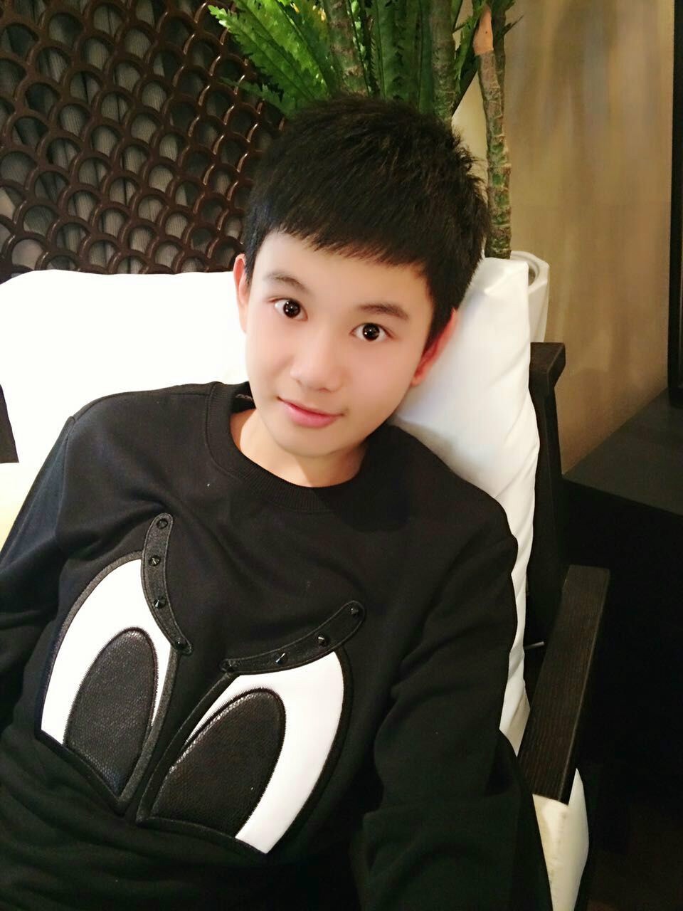 http://www.119127.cn/pics/star/pic/8009f5bd048814748cb1333d7962714d.jpg