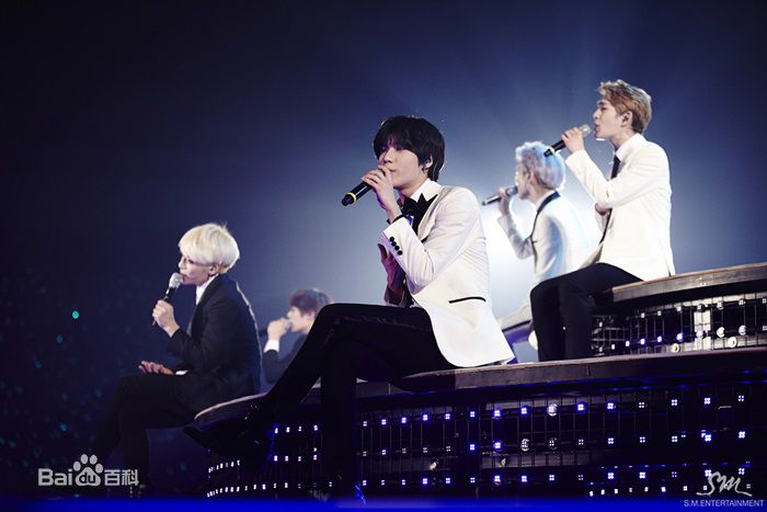 http://www.119127.cn/pics/star/pic/80433e5a470f8031557d14d5472883db.jpg