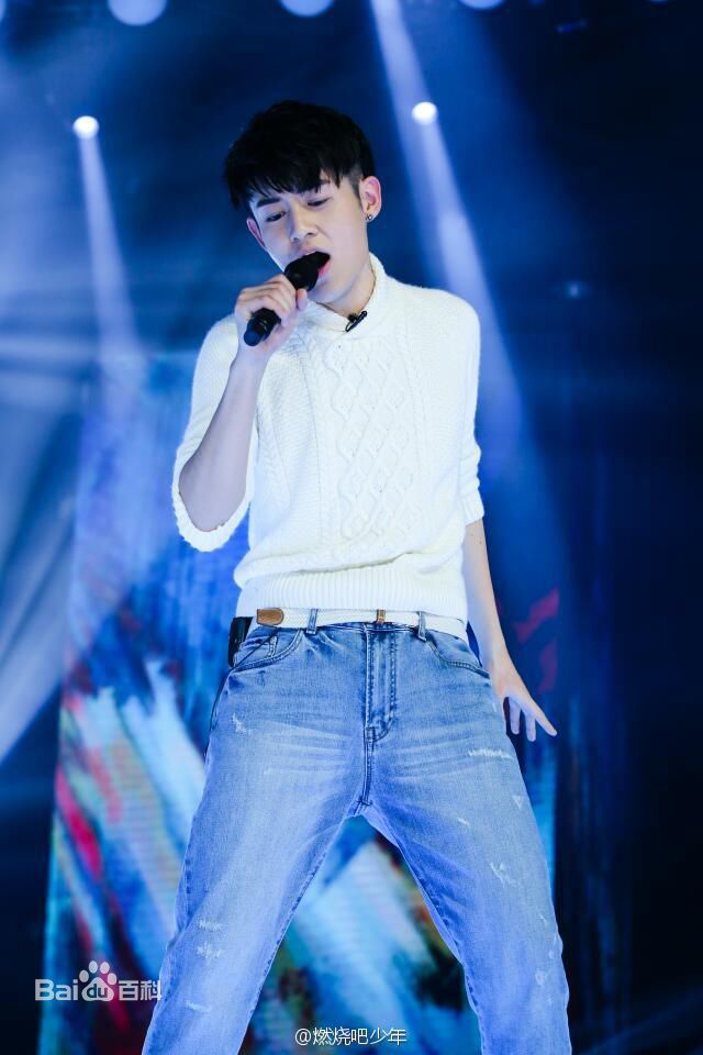 http://www.119127.cn/pics/star/pic/8044226c524e888f568aab1286212842.jpg
