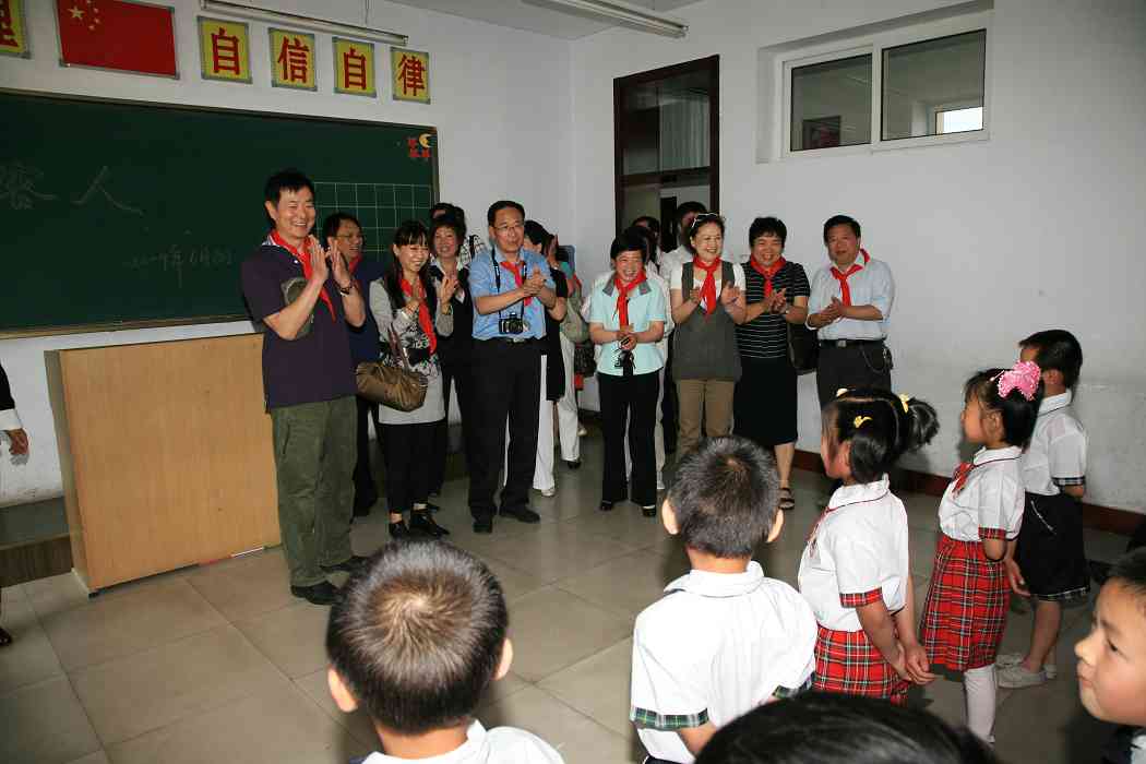 http://www.119127.cn/pics/star/pic/81282d33586c1214276460d78e9dff75.jpg
