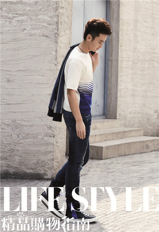 http://www.119127.cn/pics/star/pic/814b1ad02c724ea6d1a7310efcf7d267.jpg