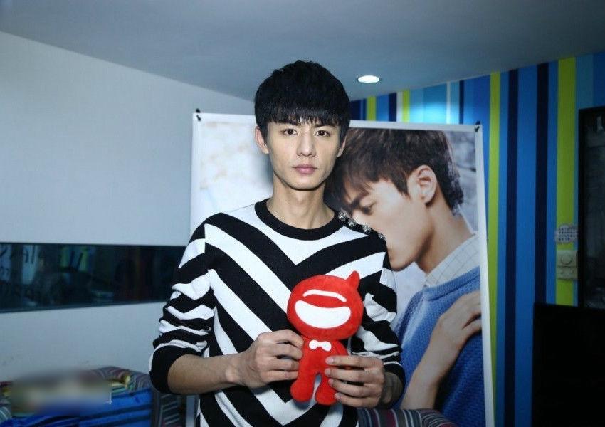 http://www.119127.cn/pics/star/pic/8162184575d26387c784c3c8a3d8fda7.jpg