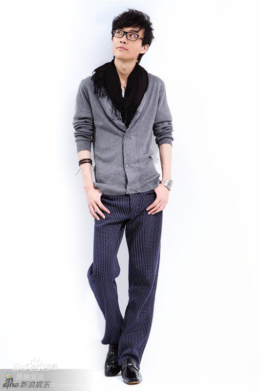 http://www.119127.cn/pics/star/pic/81aef28048e7c24795398ccaf895c329.jpg