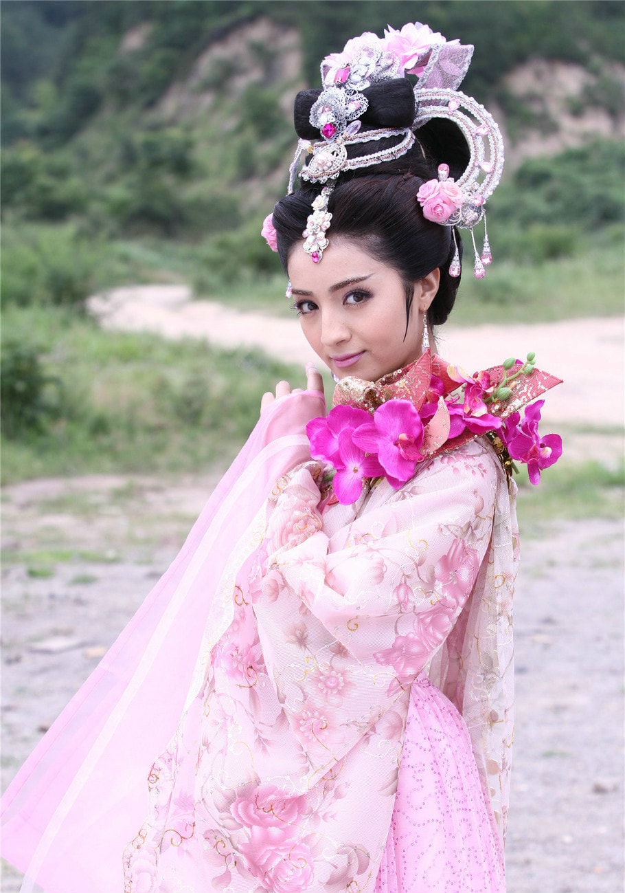 http://www.119127.cn/pics/star/pic/821dbedc1f002ce9eb2c9e5450d5611b.jpg