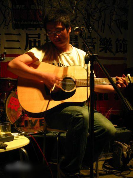 http://www.119127.cn/pics/star/pic/8775519870c33445d37921341fd4b8d4.jpg