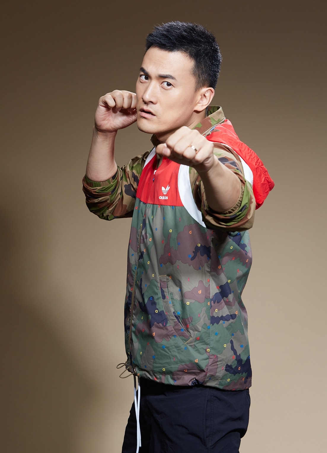 http://www.119127.cn/pics/star/pic/87f02b294e367f5504c76e72fefd31b8.jpg
