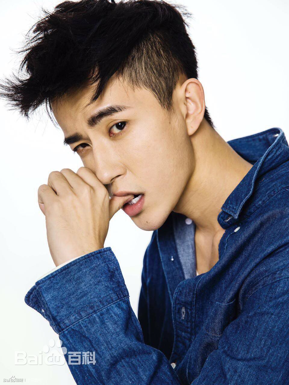 http://www.119127.cn/pics/star/pic/88a7a7818c5dbd41a4e3857de233d54a.jpg
