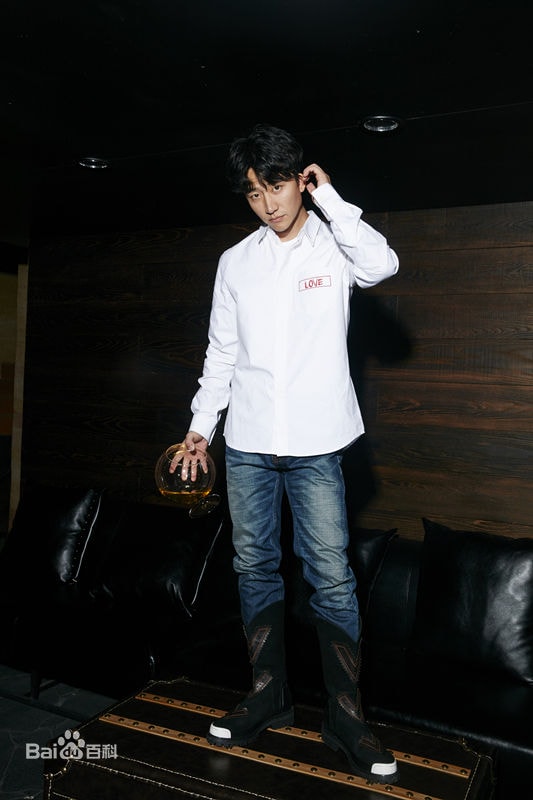 http://www.119127.cn/pics/star/pic/89177beb403c2f0b878995ac5dfa9da6.jpg