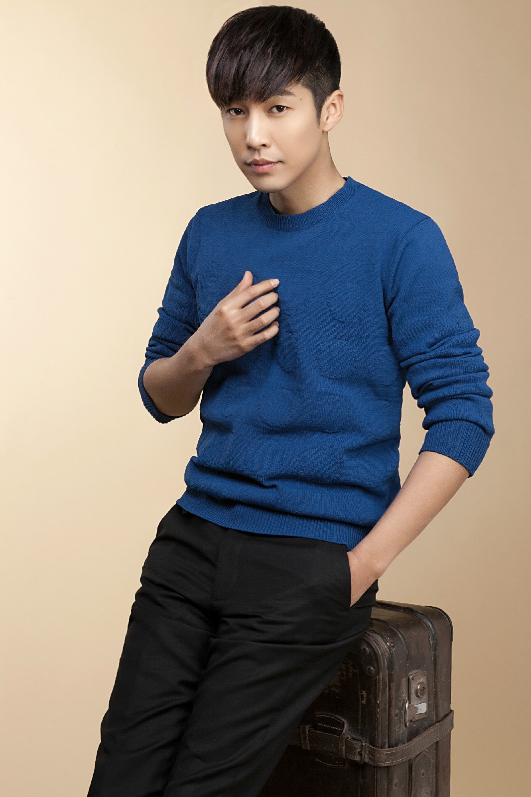 http://www.119127.cn/pics/star/pic/8ab4029da7d40fec8b58704f7f74401f.jpg