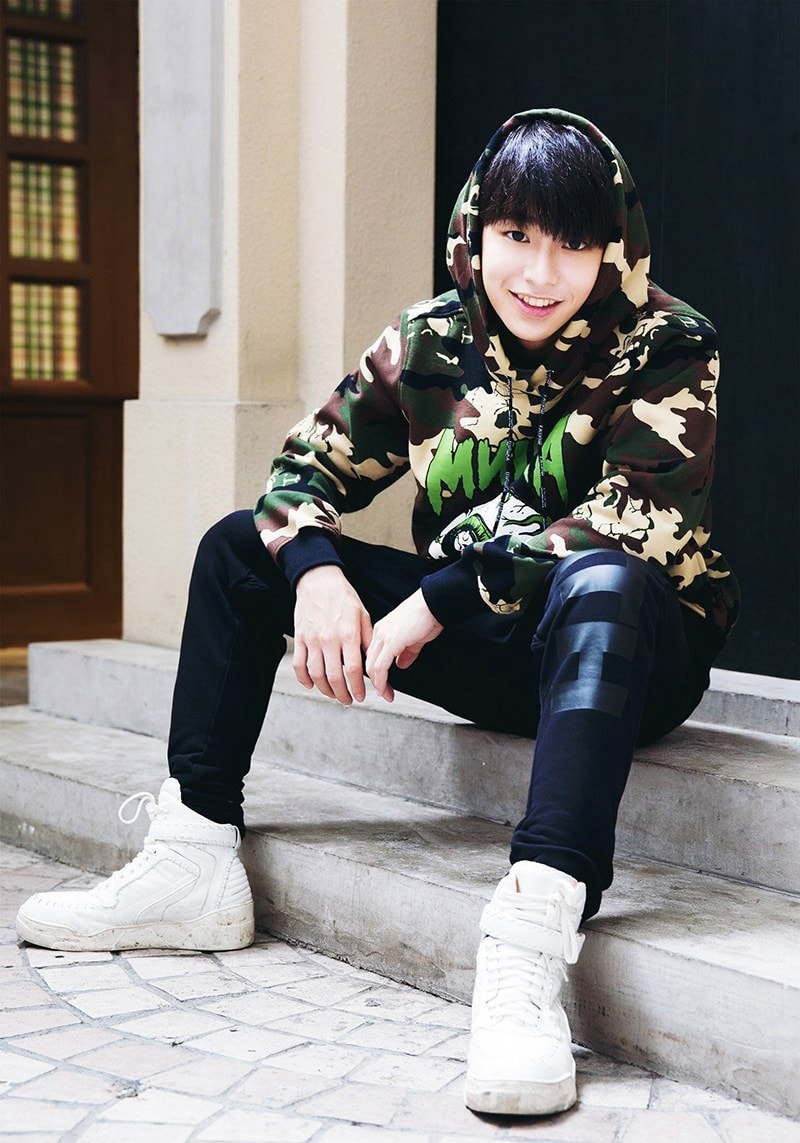 http://www.119127.cn/pics/star/pic/8ad94abf388c08177f6253f23bab94e8.jpg
