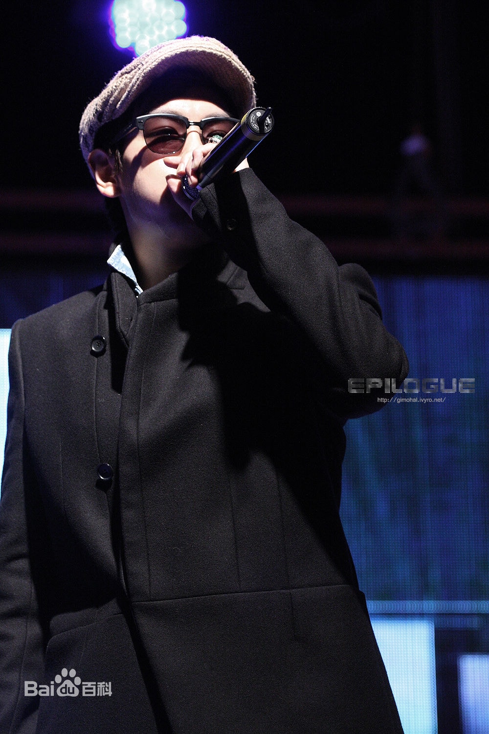 http://www.119127.cn/pics/star/pic/8b073ad8c0431ba04ea00c76e1fd2200.jpg