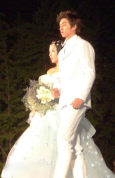 http://www.119127.cn/pics/star/pic/8b0e60dcd8a725a034c93b48c419c8ad.jpg
