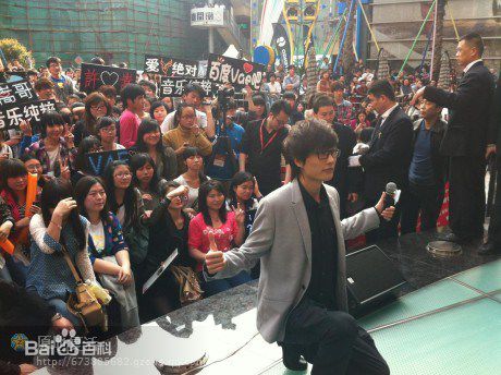 http://www.119127.cn/pics/star/pic/8bf66ee7ac81a345a2c4993abf1fb8c1.jpg
