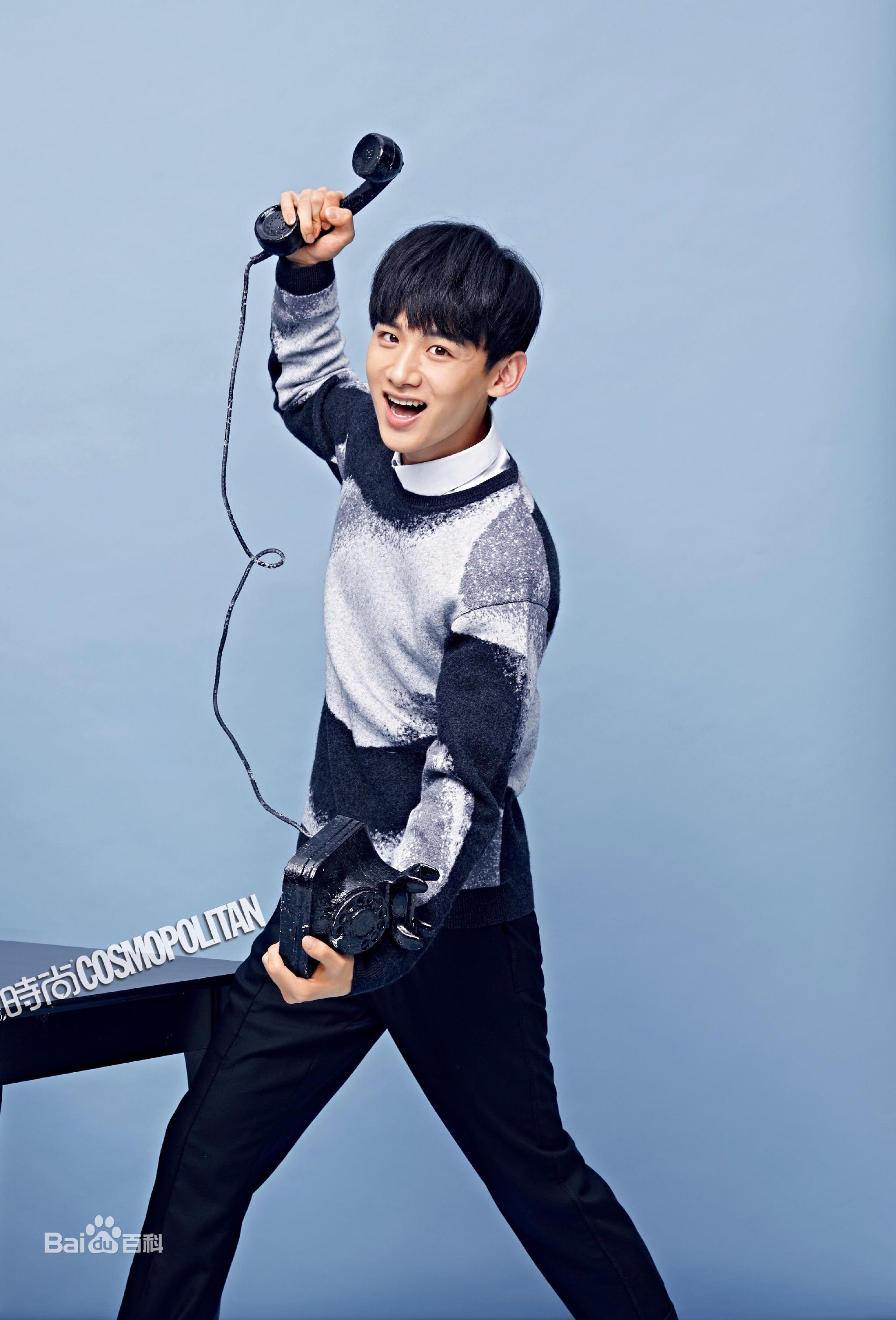http://www.119127.cn/pics/star/pic/8d4cee267a52ba087623926cc10feacc.jpg