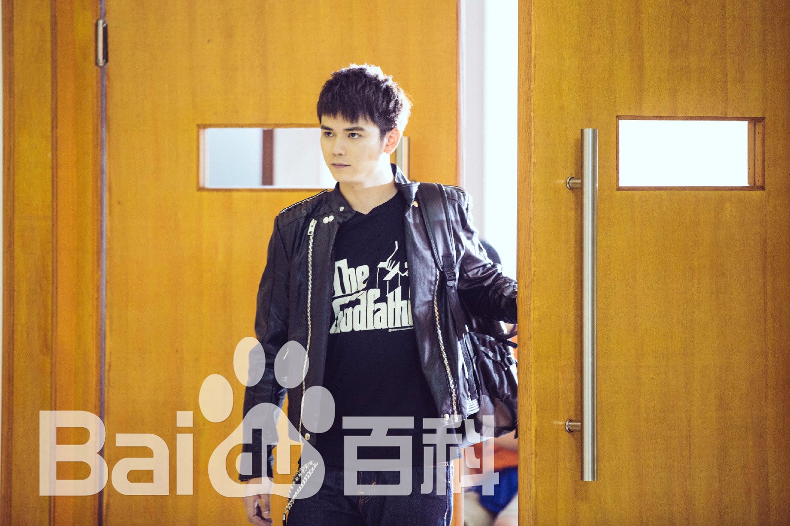 http://www.119127.cn/pics/star/pic/8f41ad61971744073c6875c43a8a37bc.jpg