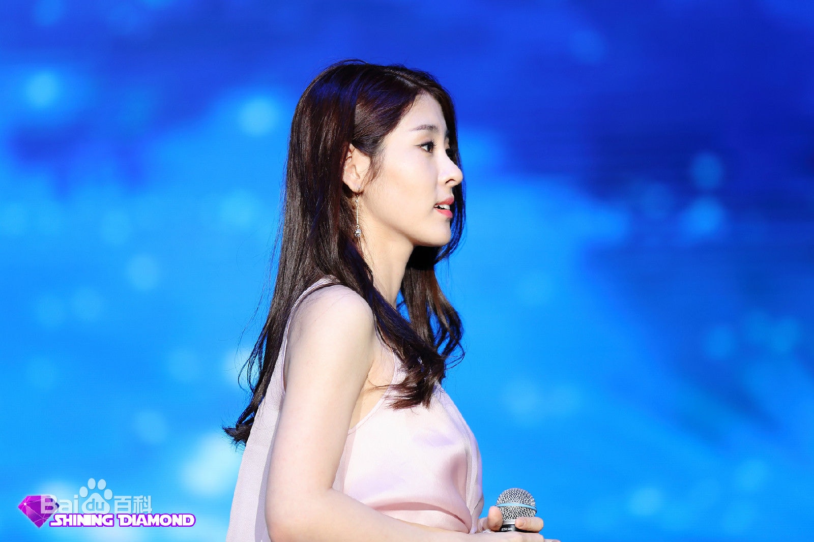 http://www.119127.cn/pics/star/pic/8f45ef947282ad0c9fc979a3cd026d86.jpg