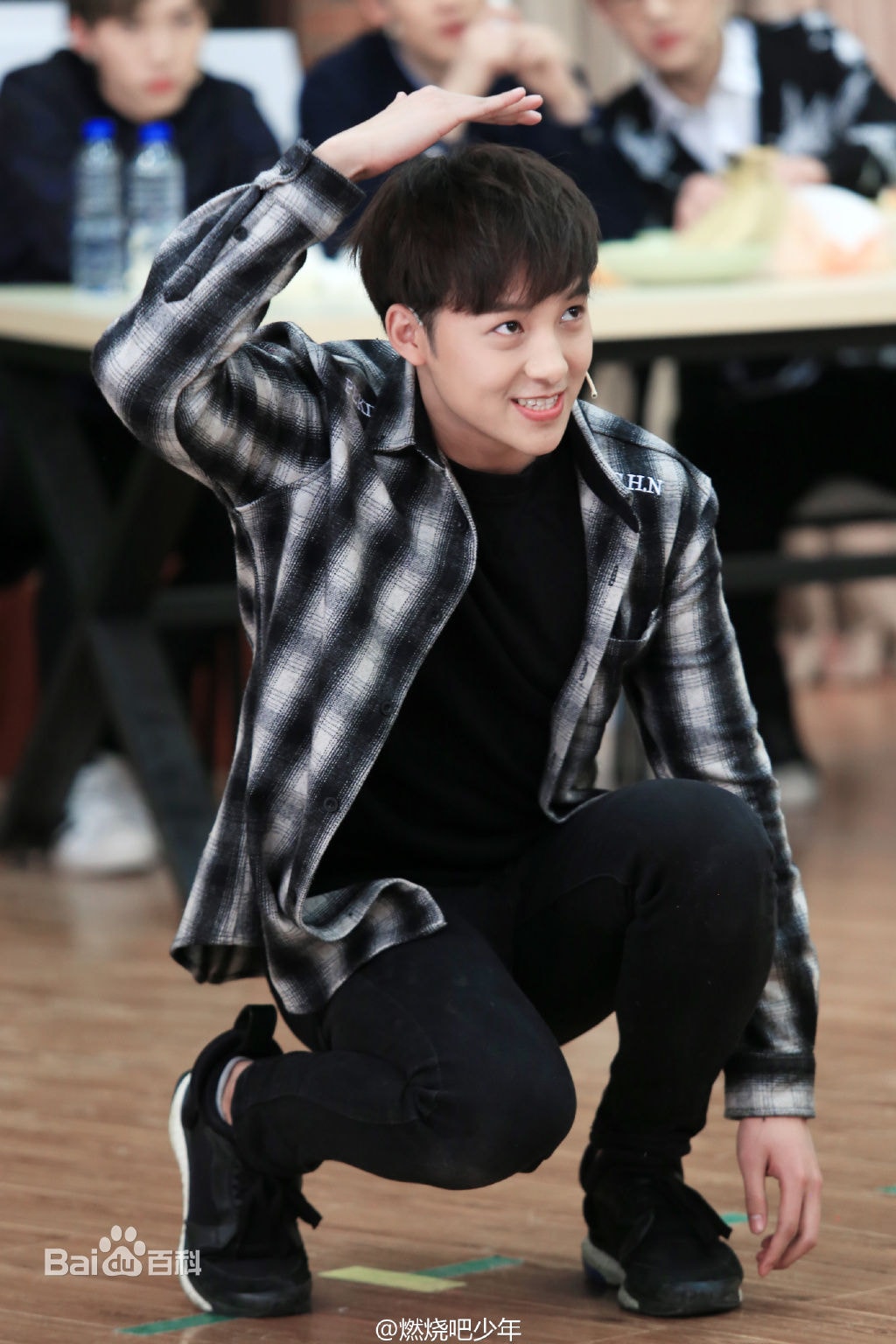 http://www.119127.cn/pics/star/pic/8ff7db4b279a610fb768faedd3b7cc07.jpg
