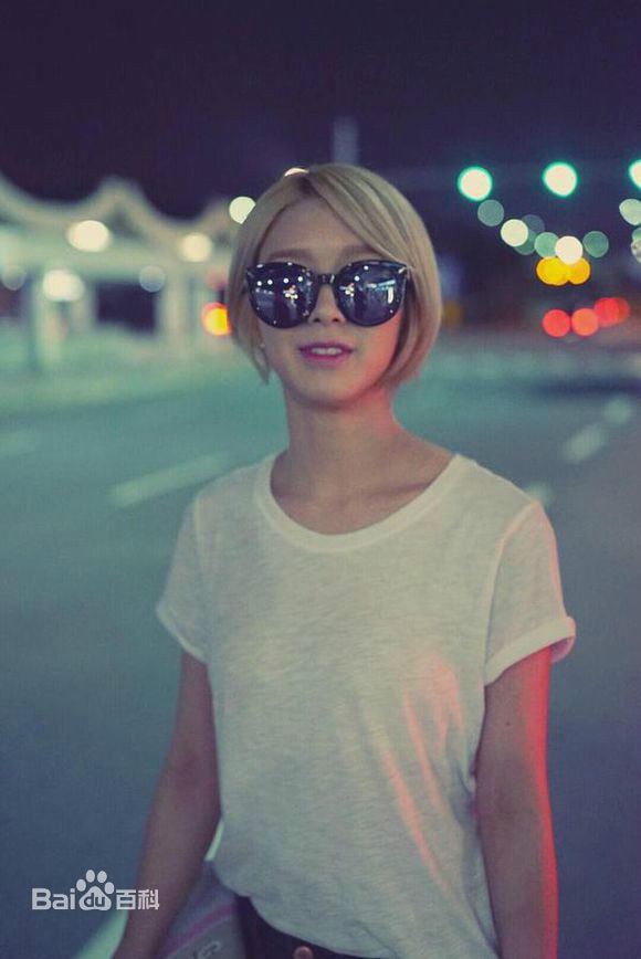 http://www.119127.cn/pics/star/pic/90091fcbddbc27bd4d0faaf26ff9f67c.jpg