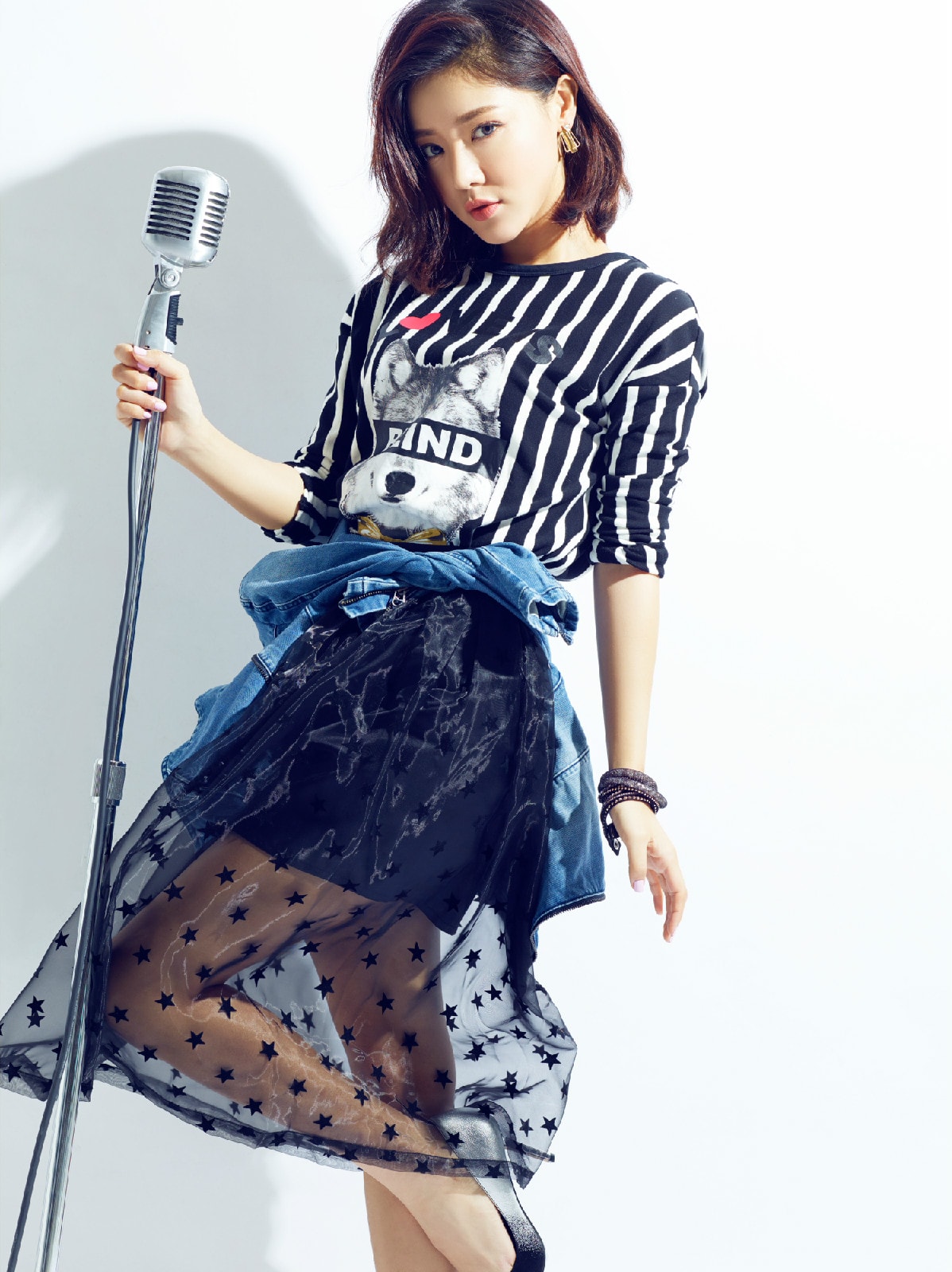 http://www.119127.cn/pics/star/pic/901cca4b0f6c44639712641dcc9f0e5c.jpg