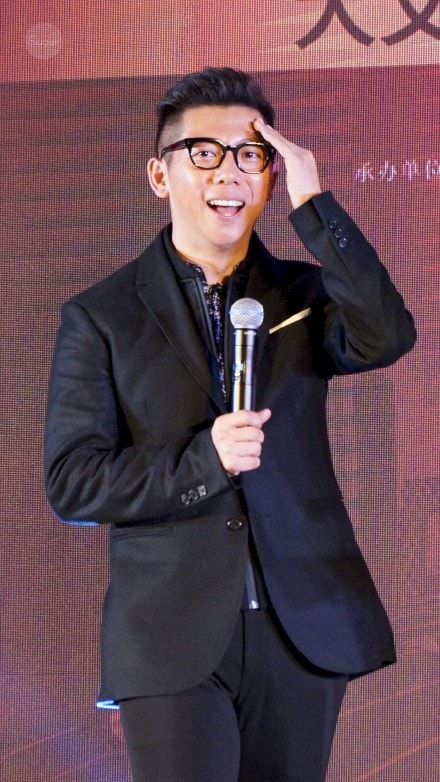 http://www.119127.cn/pics/star/pic/902a730cd6c24db5bd9d2ddfec419010.jpg