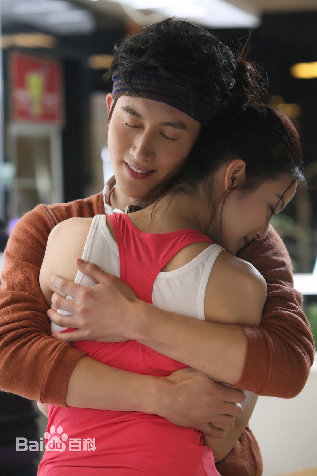 http://www.119127.cn/pics/star/pic/907855378295b7c1fa161b71a0b563bb.jpg