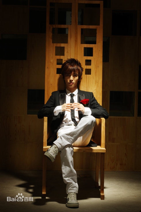 http://www.119127.cn/pics/star/pic/90a5a29514288680af7560c655f8b591.jpg