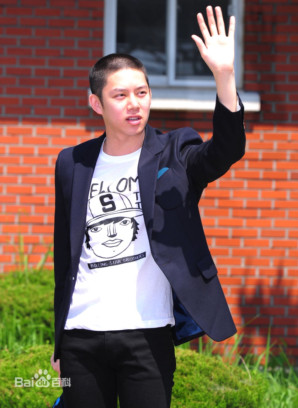 http://www.119127.cn/pics/star/pic/913f9a6506c120d650611583c1e1ef12.jpg