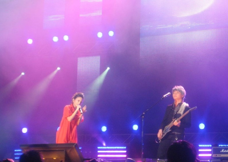 http://www.119127.cn/pics/star/pic/9170/f8119edfb796e074509ff22e1f9a.jpg