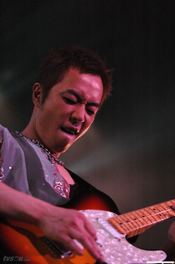 http://www.119127.cn/pics/star/pic/91f3dbdbaf916a1908710219ad137e71.jpg