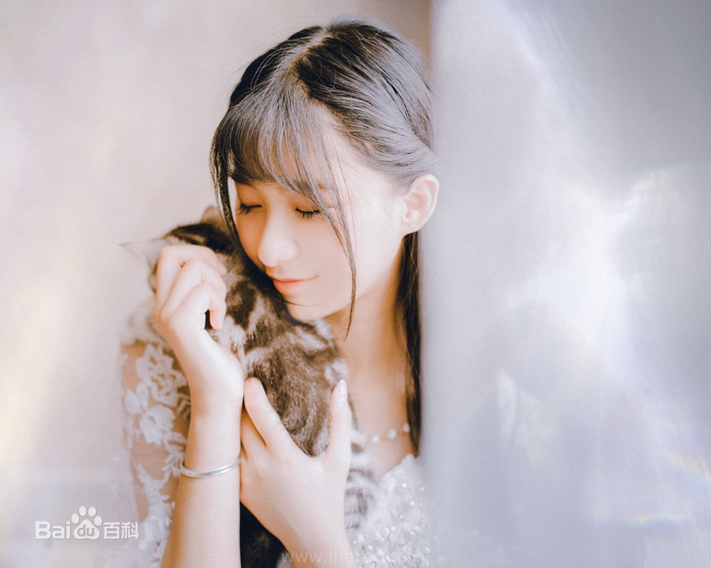 http://www.119127.cn/pics/star/pic/922d62594586b24008fe858c5e1cd92e.jpg