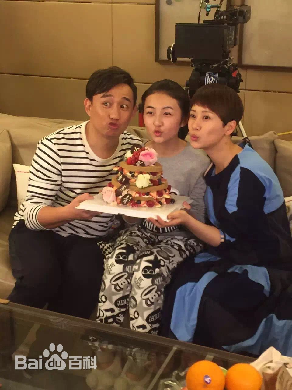 http://www.119127.cn/pics/star/pic/92cbd0903ac5459eadc8fdd804a3d241.jpg