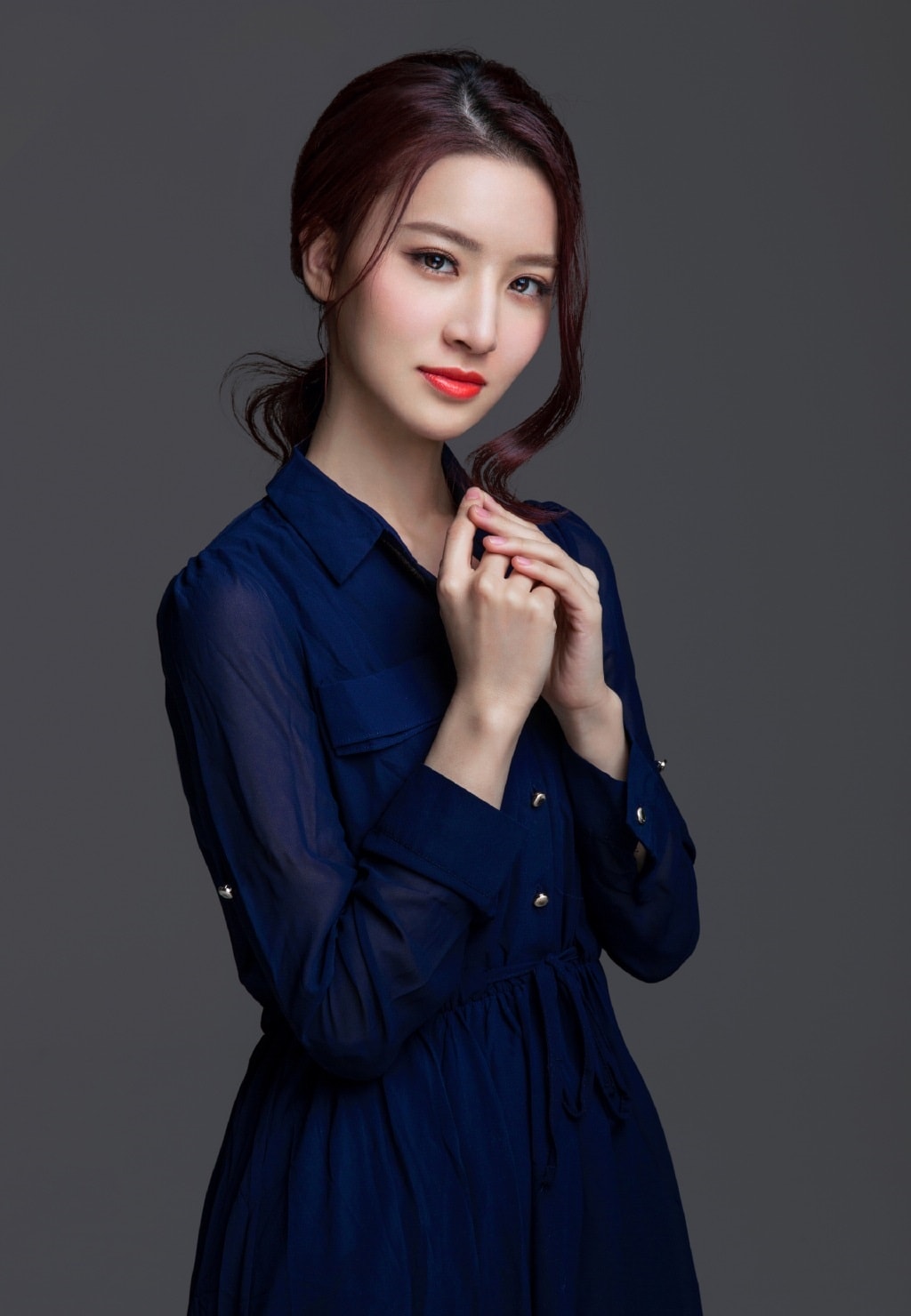 http://www.119127.cn/pics/star/pic/92cf6f33dfeed2f7187cd957a0f63e1c.jpg