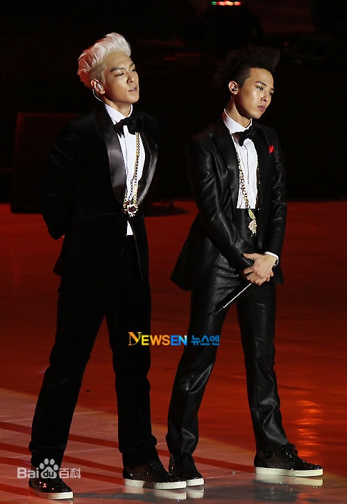 http://www.119127.cn/pics/star/pic/94035ed5f994e8dc3e40df786f66c7a2.jpg