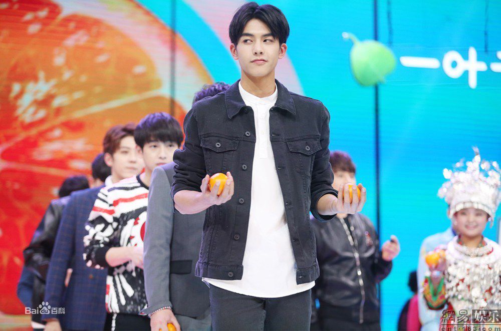 http://www.119127.cn/pics/star/pic/94ab7c5cf833221b983903a9e616f3ca.jpg