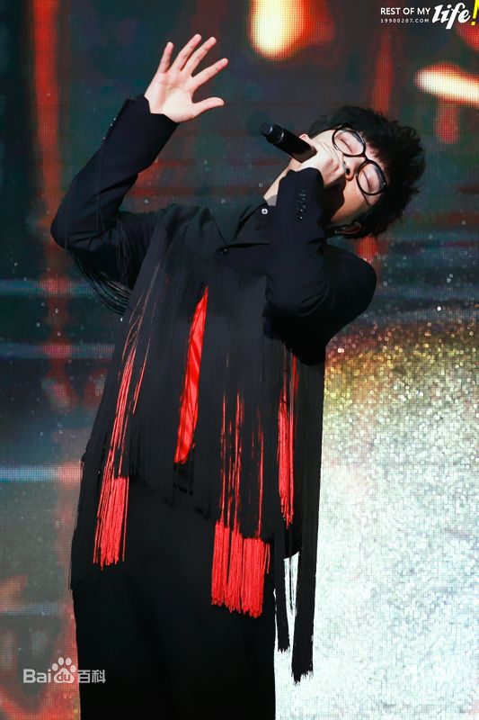 http://www.119127.cn/pics/star/pic/94d3c81518105367f40ffc4a600bf6c7.jpg