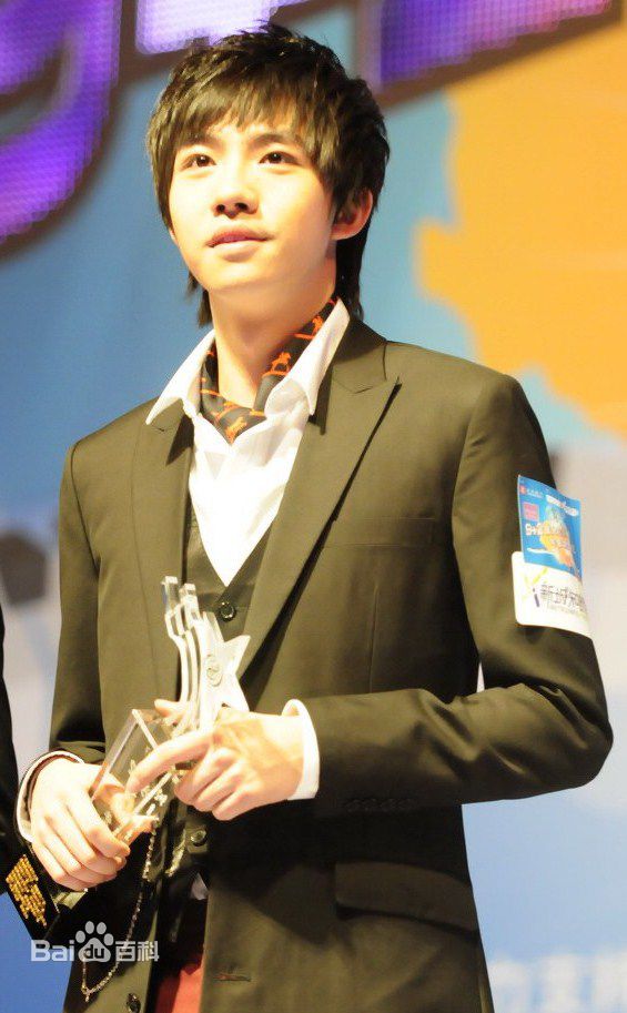 http://www.119127.cn/pics/star/pic/94d6759e49848151c2072619a0786337.jpg