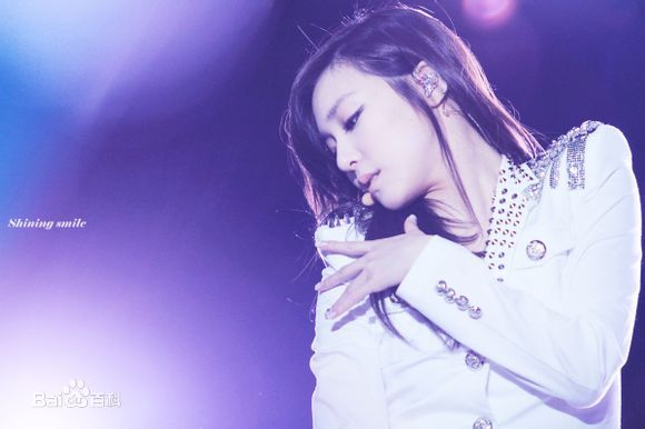 http://www.119127.cn/pics/star/pic/95eacb21ed86273d058bbee7ed393b22.jpg