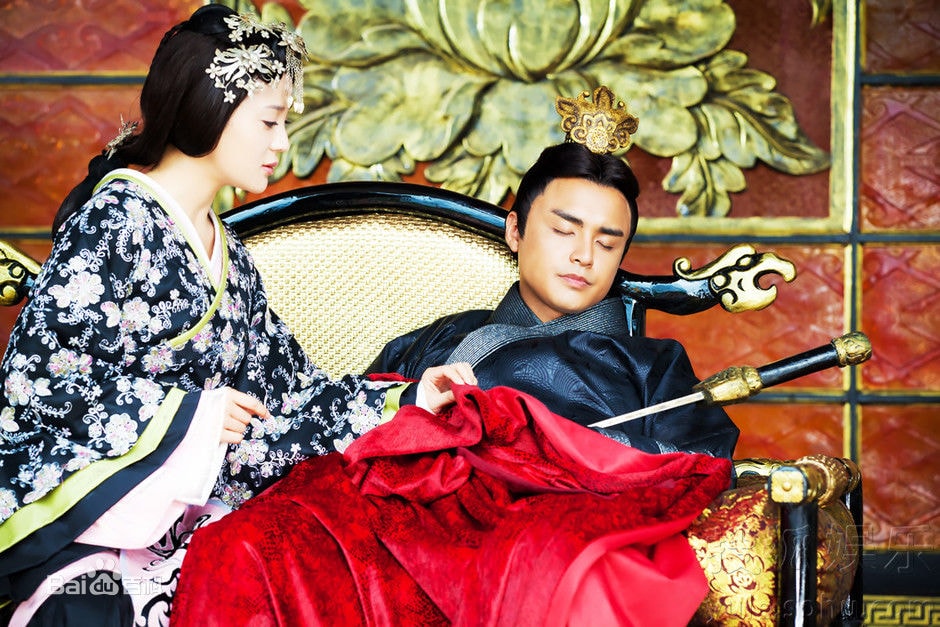http://www.119127.cn/pics/star/pic/974b6f032c450f9df27c40b65992035b.jpg